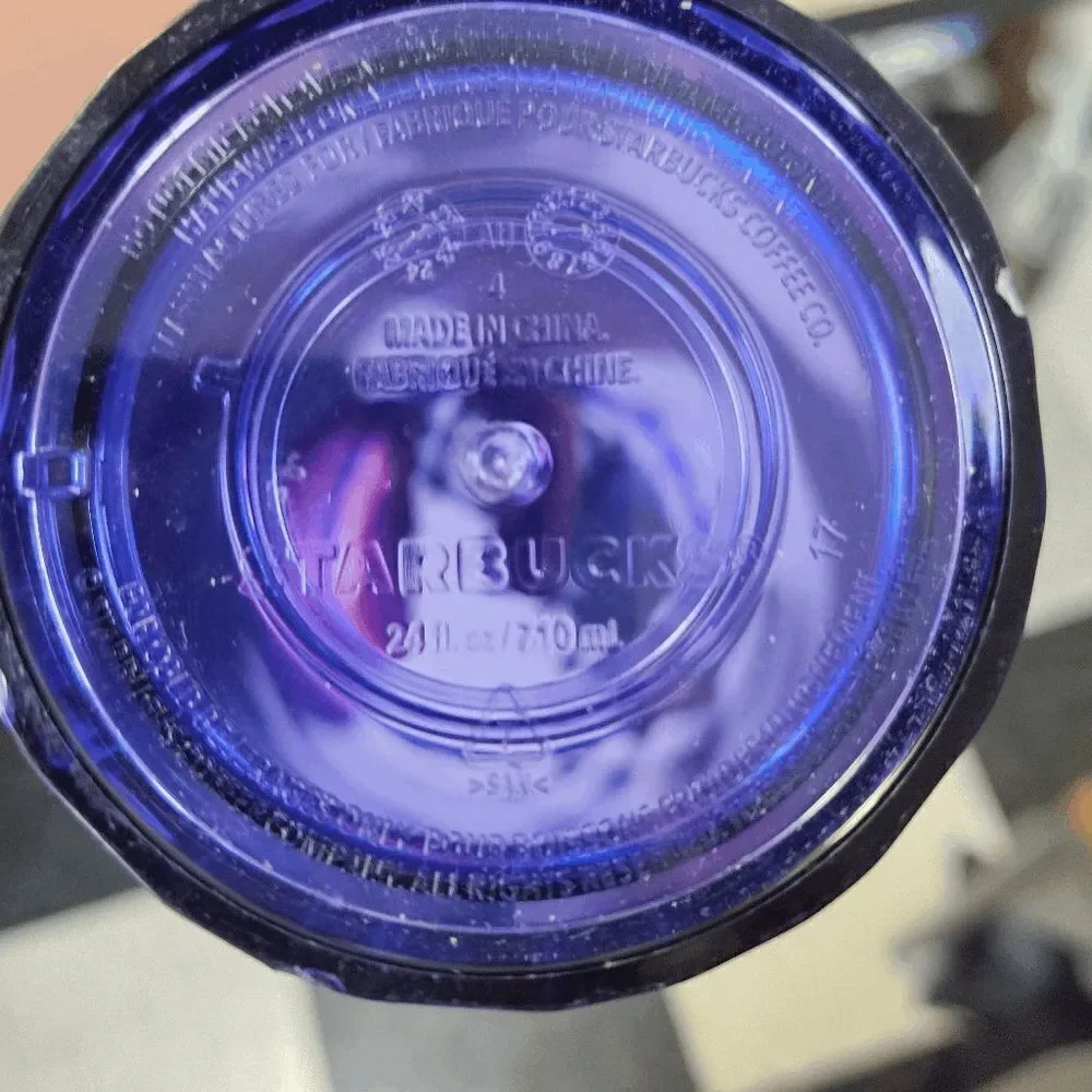 Starbucks Periwinkle Kaleidoscope Cold Cup Domed Venti Ridged Geodesic Lid Purpl